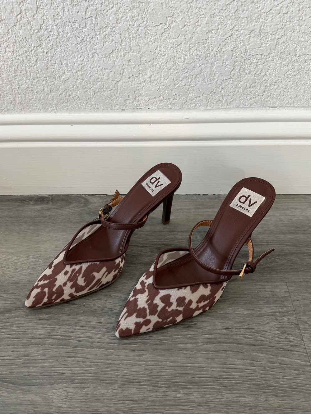 DV by Dolce Vita Brown and Cream Pointed Toe Slingback Heels